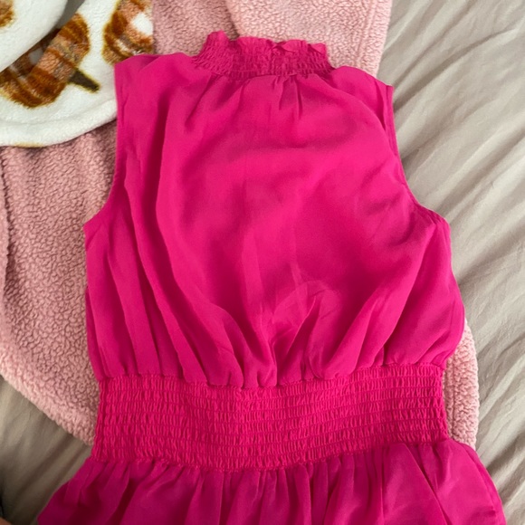 boutique top! - Picture 2 of 3